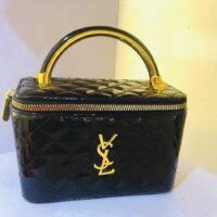 Classic ladies hand bag